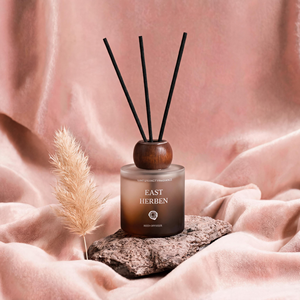 Luxury Matte Frosted Glass Reed Diffuser Set For Modern Home Decor Wholesale Private Label Premium Walnut Wood Lid Set Box