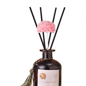 Manufacturers Private Label Long Lasting 3 Months Dried Flower Reed Diffuser Sets Home Fragrance with Floral Sticks